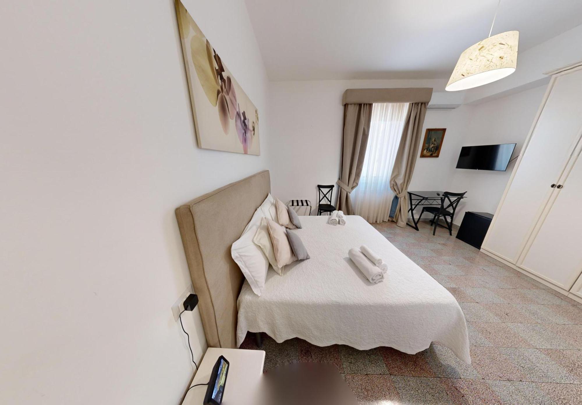 크로토네 Corsomessina64 B&B 외부 사진
